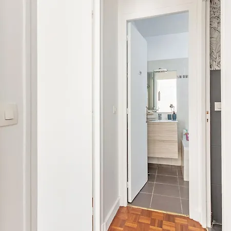 Lovely Flat Avenue Foche Apartamento